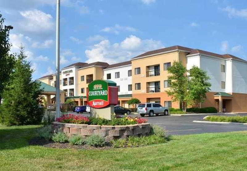 Courtyard By Marriott Indianapolis South Hotel Екстериор снимка