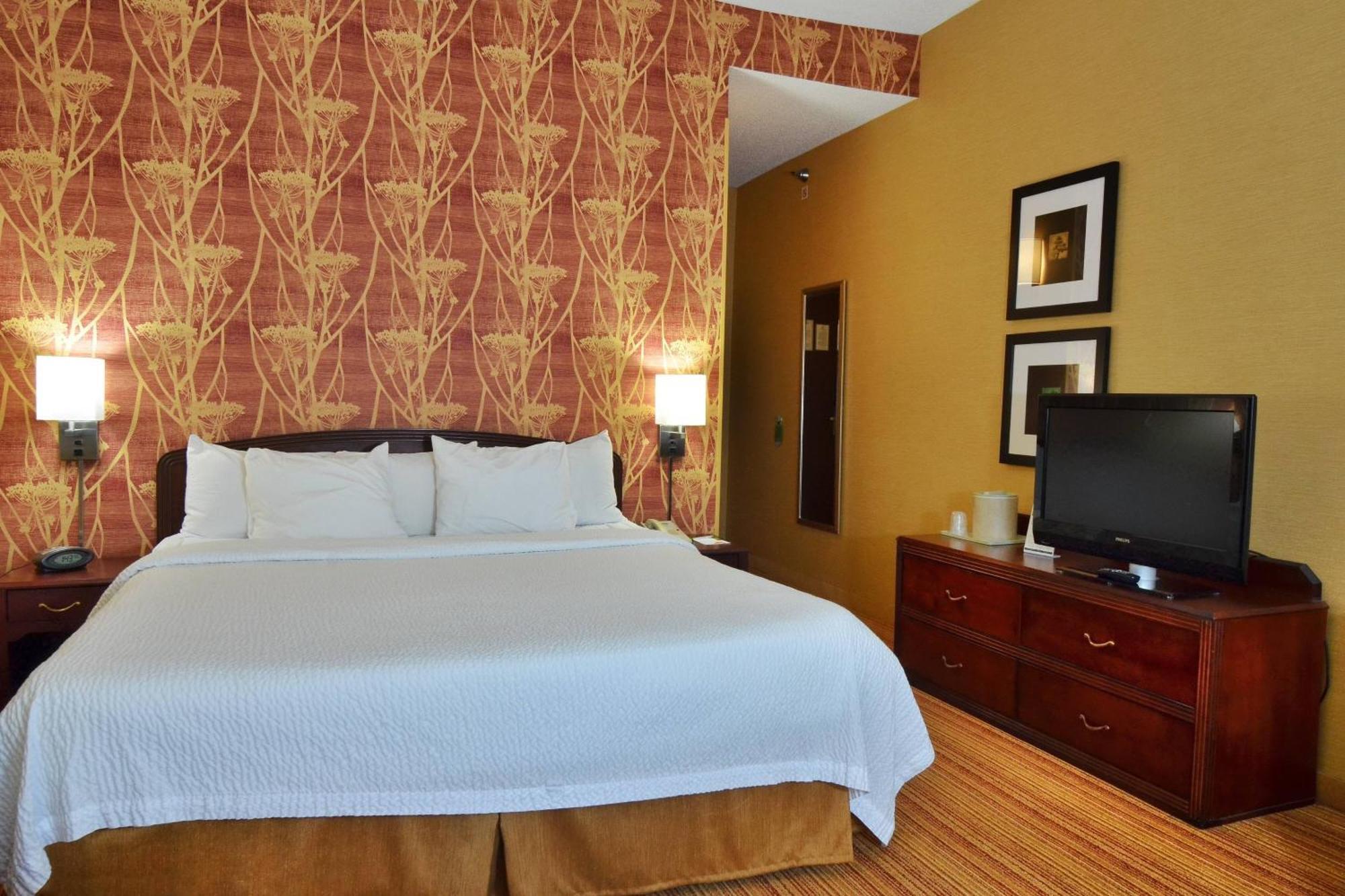 Courtyard By Marriott Indianapolis South Hotel Екстериор снимка